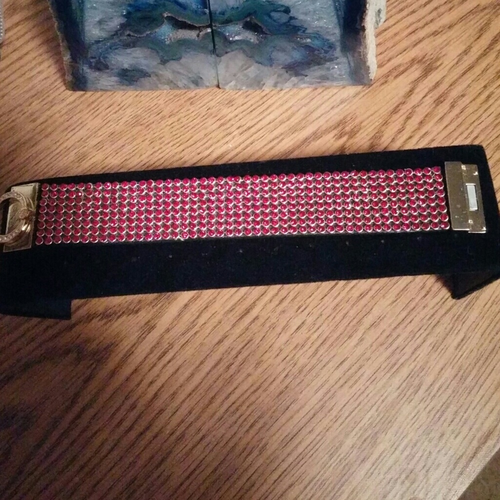 Red stone bracelet